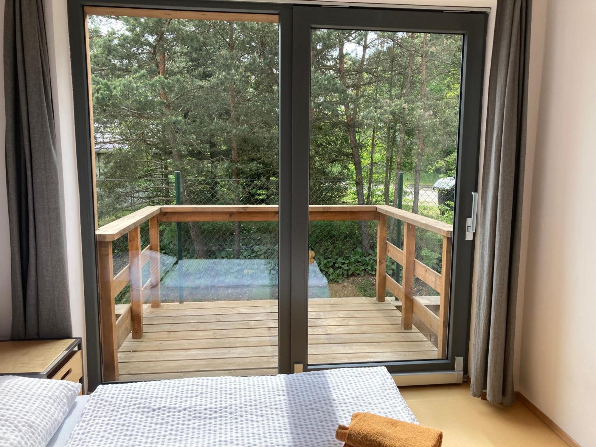 Kuk Racice Apartment ภายนอก รูปภาพ