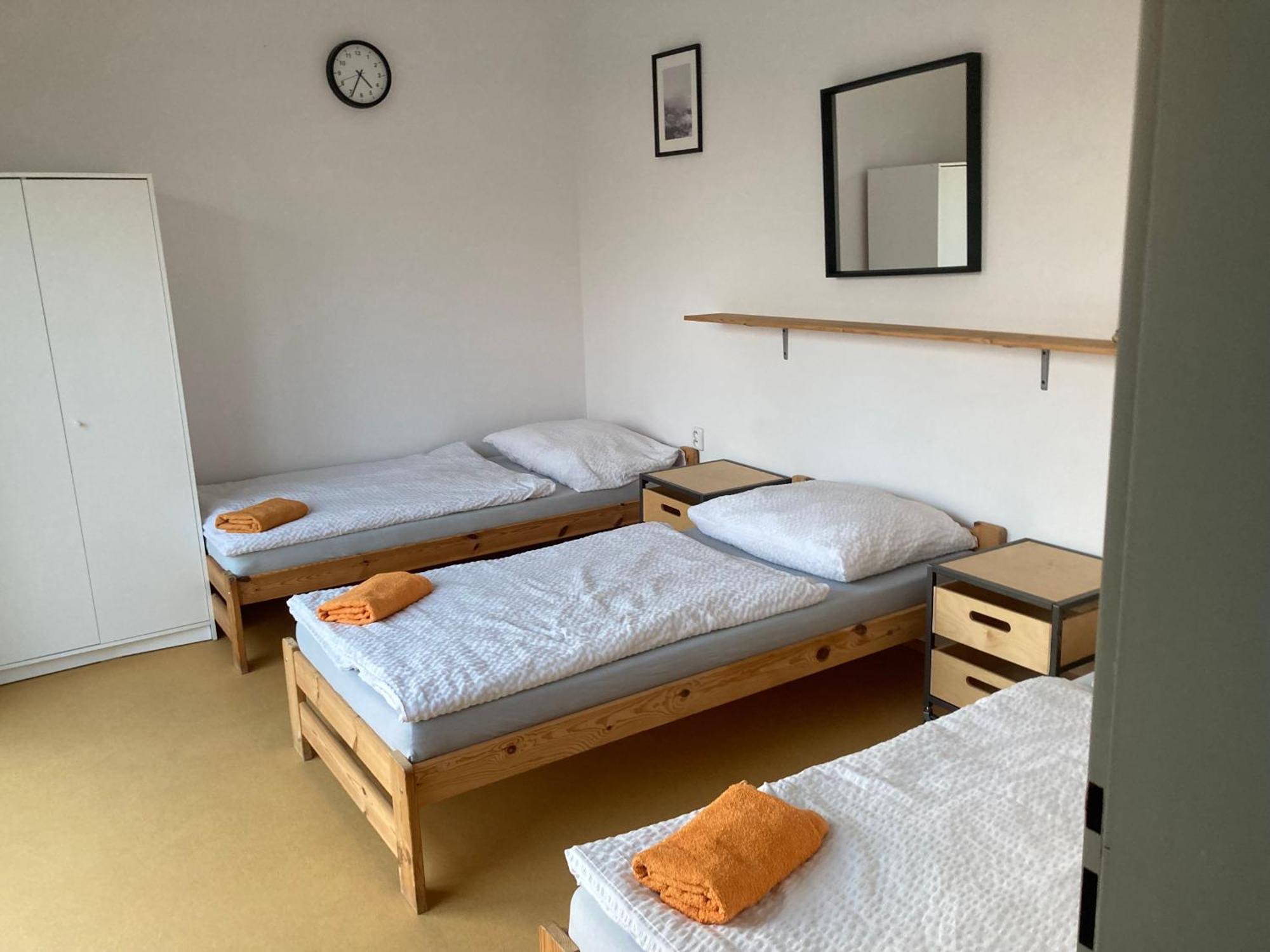 Kuk Racice Apartment ภายนอก รูปภาพ